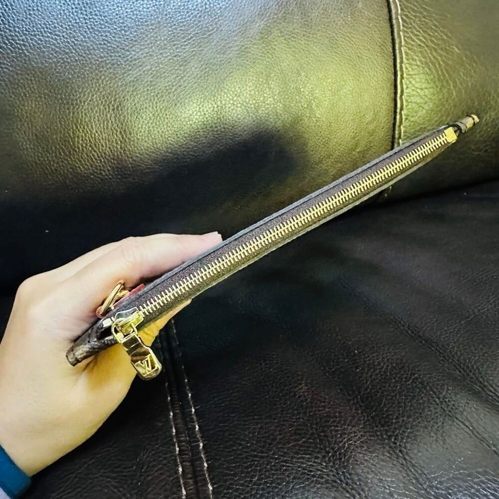 Louis Vuitton Neverfull PM Pouch Monogram - Picture 2 of 10